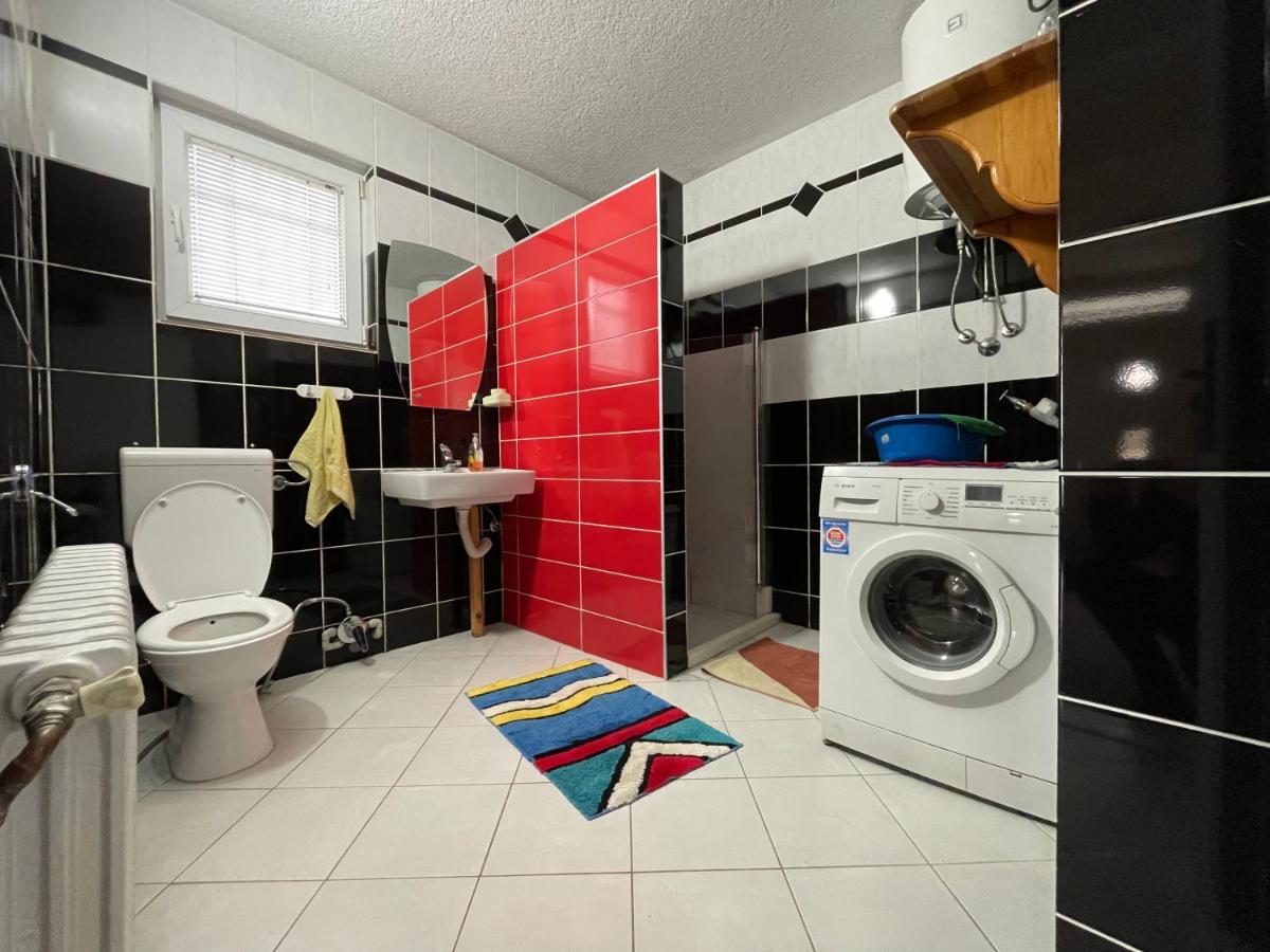 Pool Villa サラエヴォ エクステリア 写真