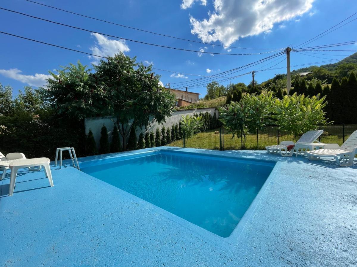 Pool Villa サラエヴォ エクステリア 写真